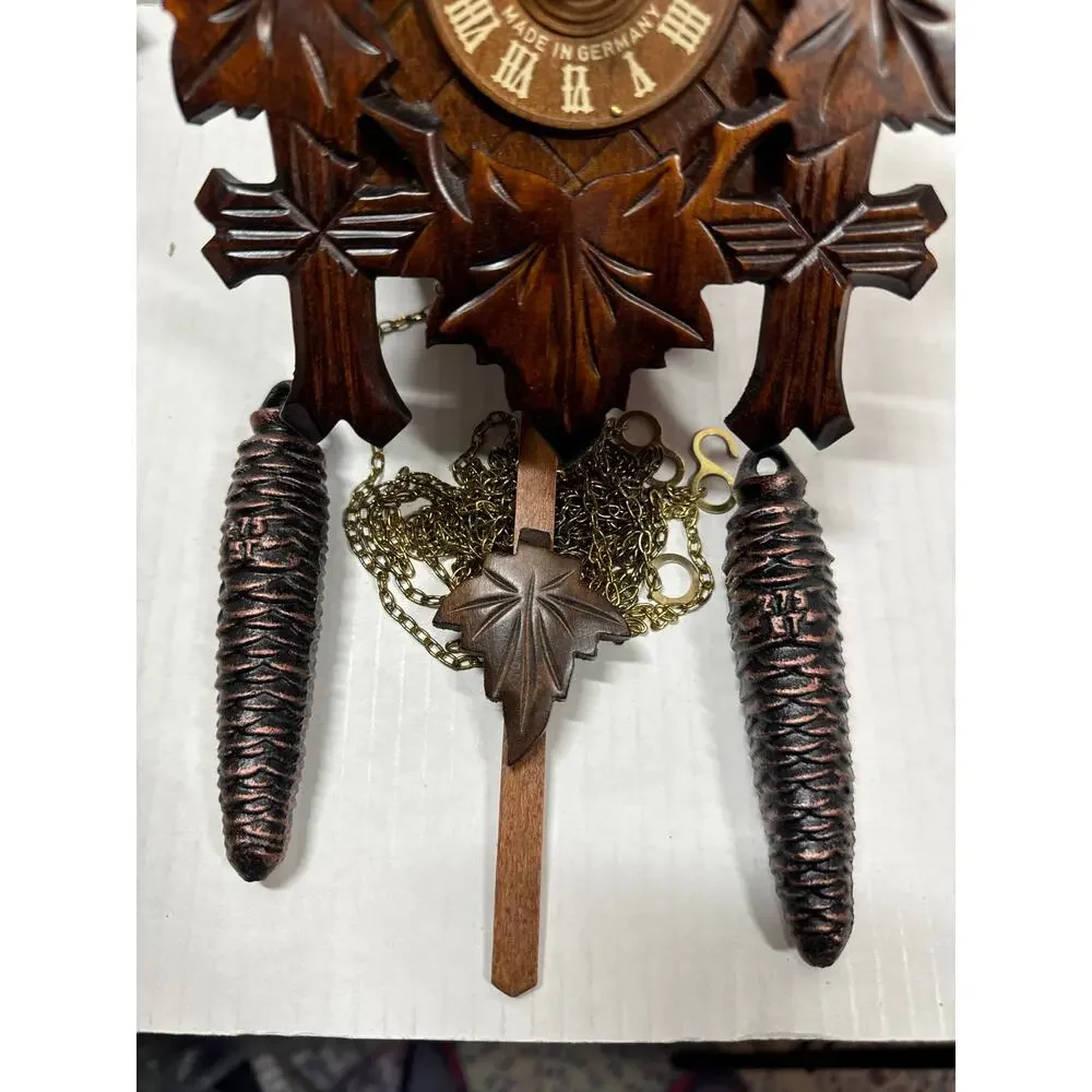 Schwarzwalder Kuckucksuh Clock German Black‎ Forest Hand Carved - New Box Open